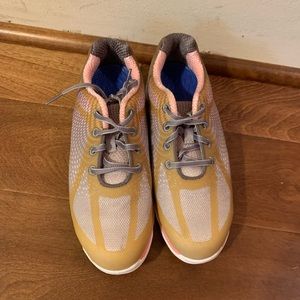 FootJoy ladies golf shoes size 6